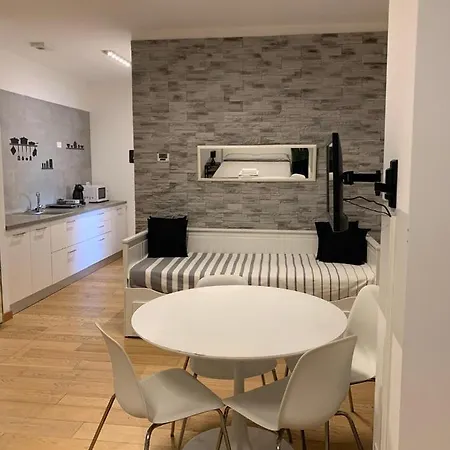 Monolocale La Maison - Ospedale Maggiore Appartement *